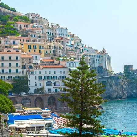 Amalfi Moon Apartment ภายนอก รูปภาพ