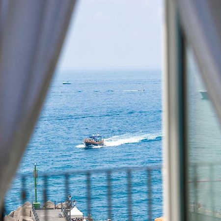 Amalfi Moon Apartment ภายนอก รูปภาพ