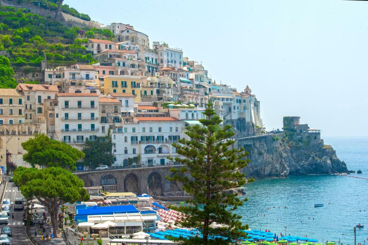 Amalfi Moon Apartment ภายนอก รูปภาพ