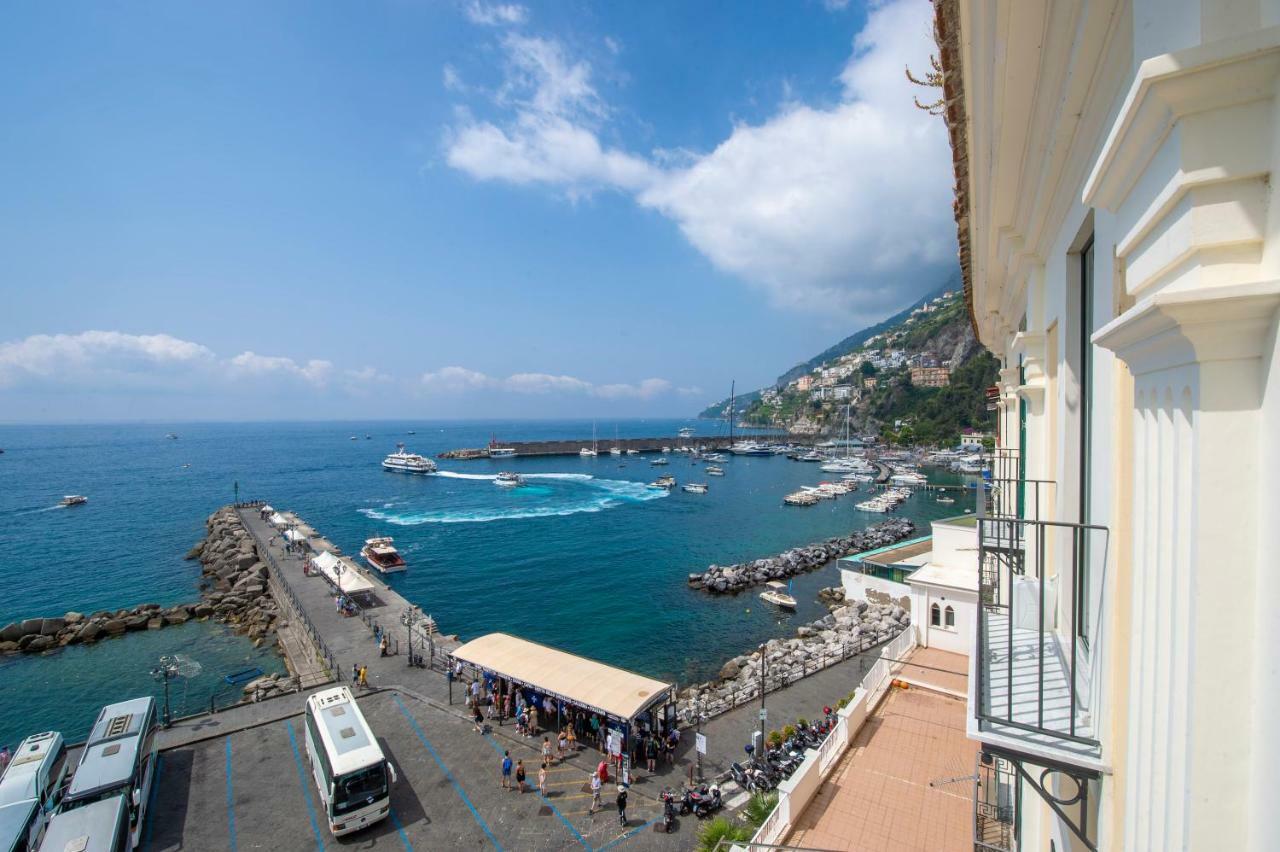 Amalfi Moon Apartment ภายนอก รูปภาพ