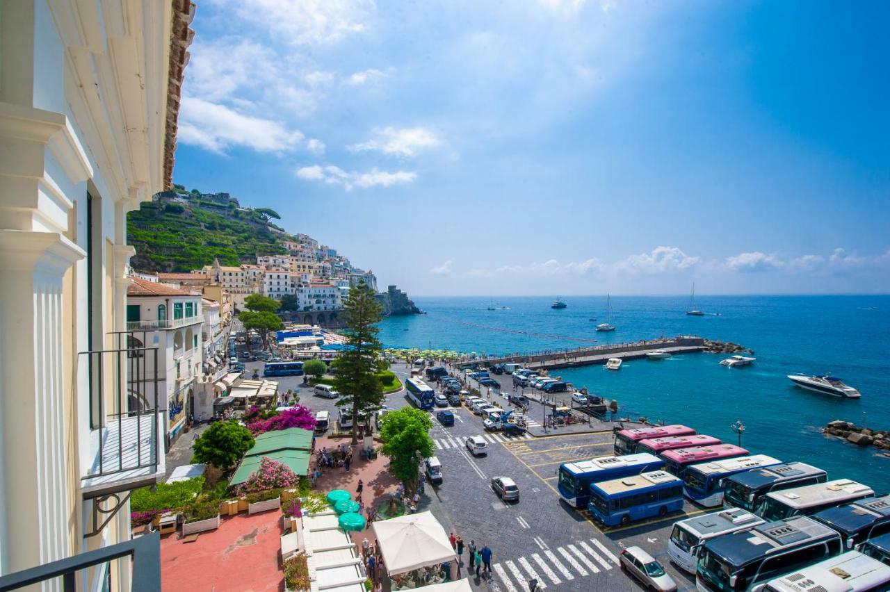 Amalfi Moon Apartment ภายนอก รูปภาพ